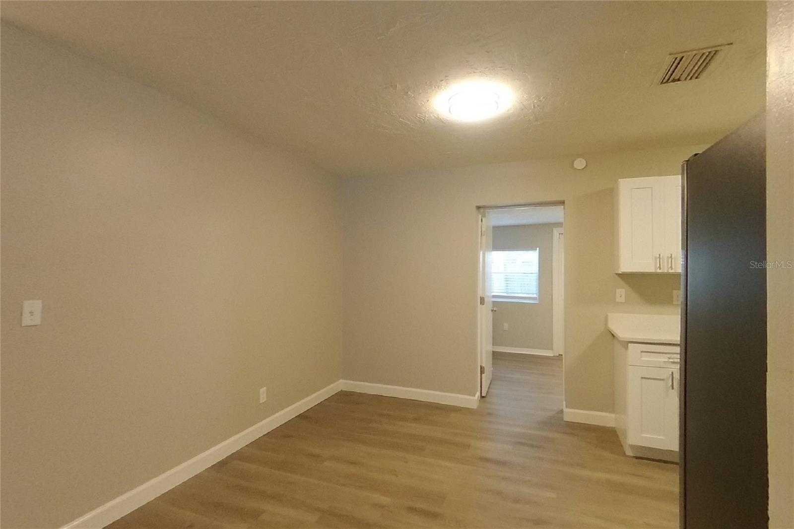 Home in LARGO — photo 4
