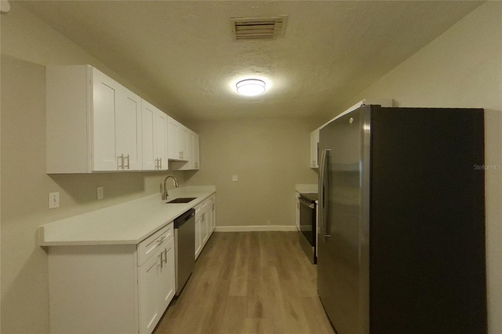 Home in LARGO — photo 5