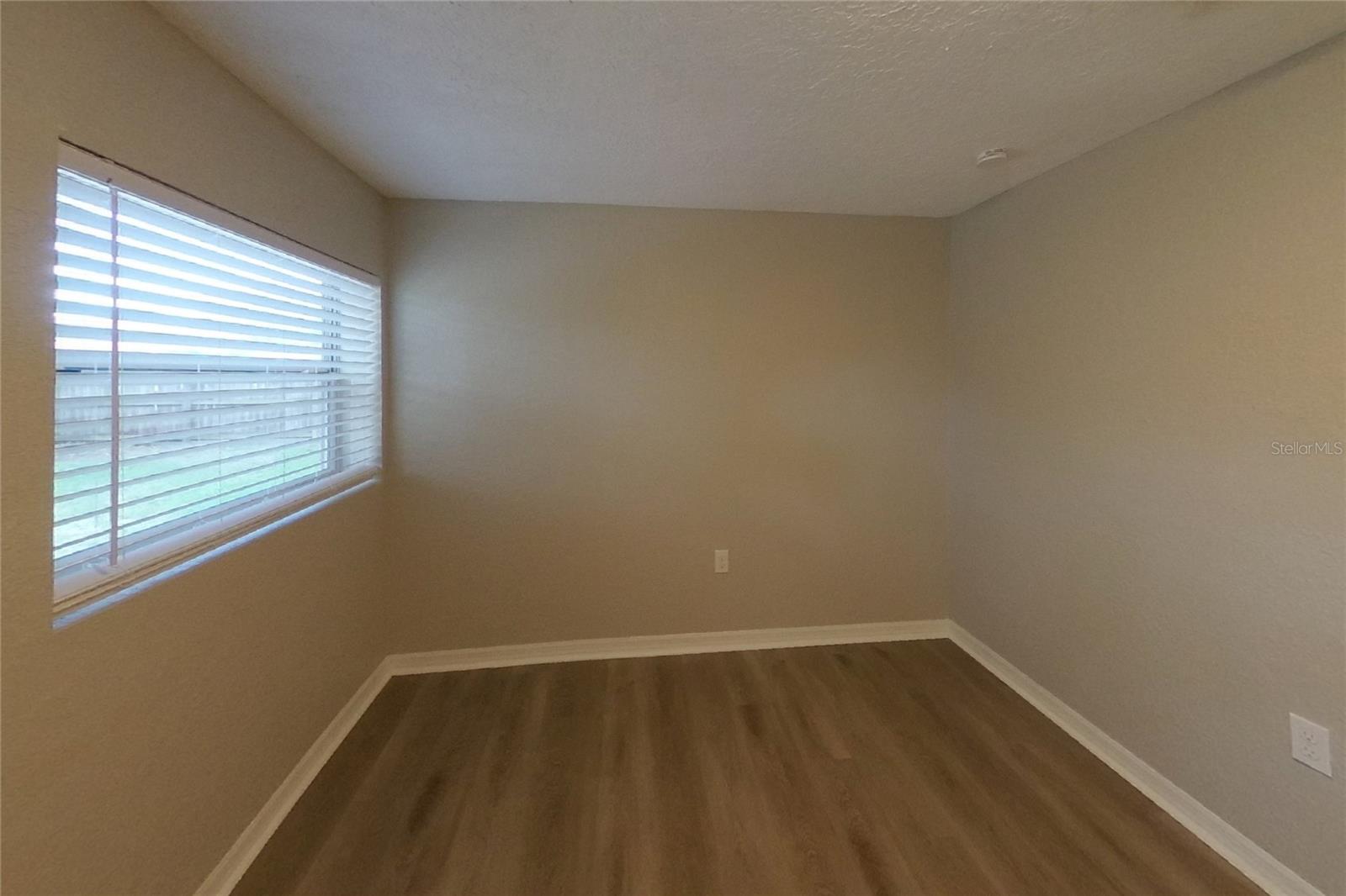 Home in LARGO — photo 10