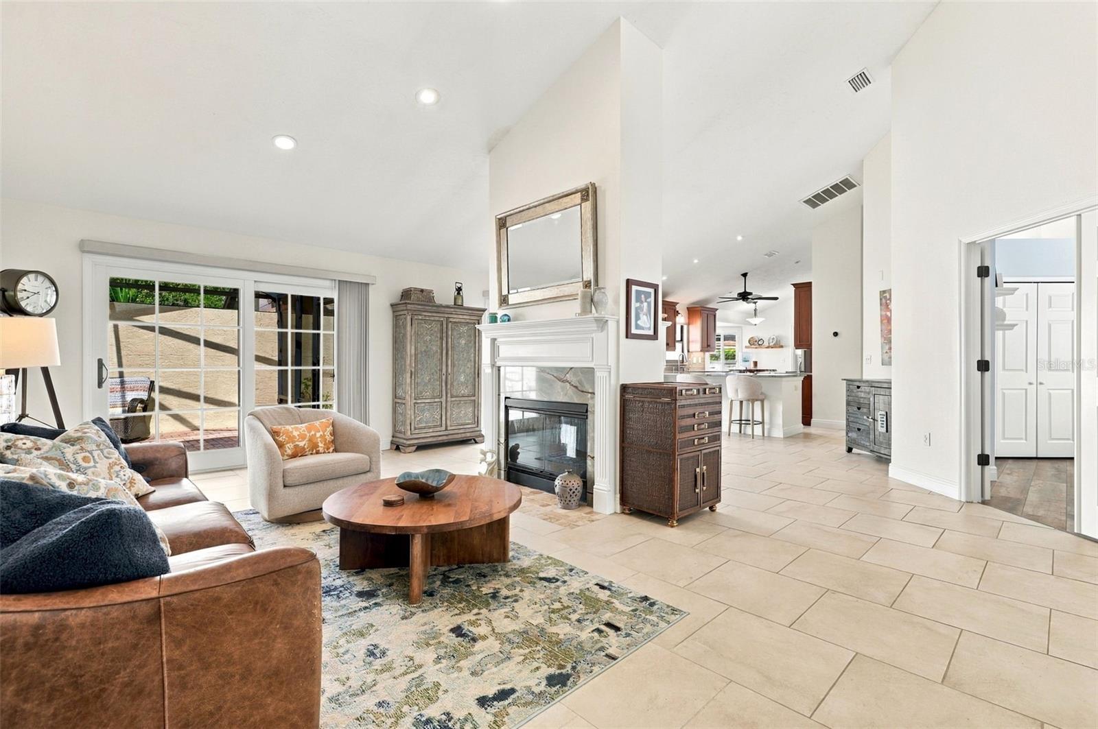 4848 TIVOLI AVE — photo 28