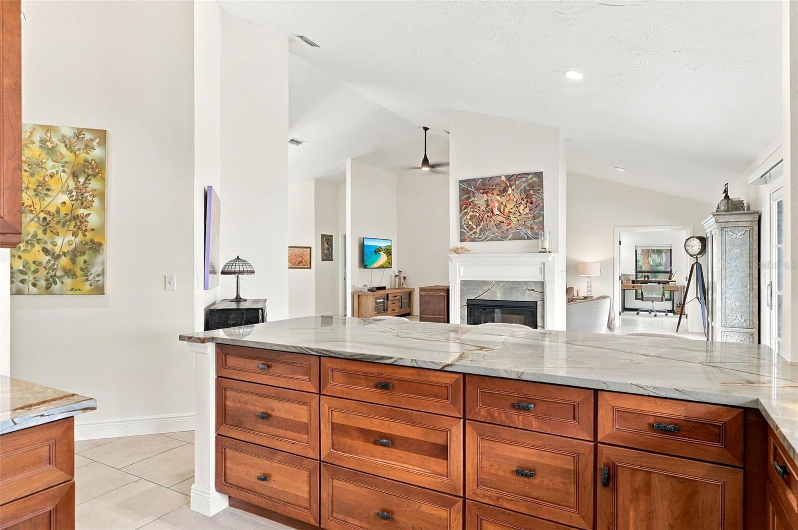 4848 TIVOLI AVE — photo 13