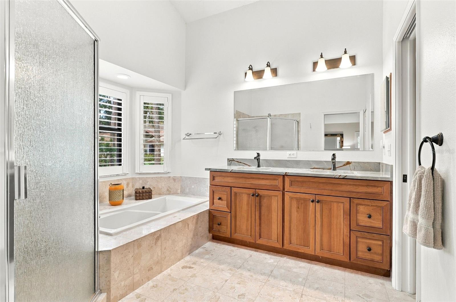 4848 TIVOLI AVE — photo 33