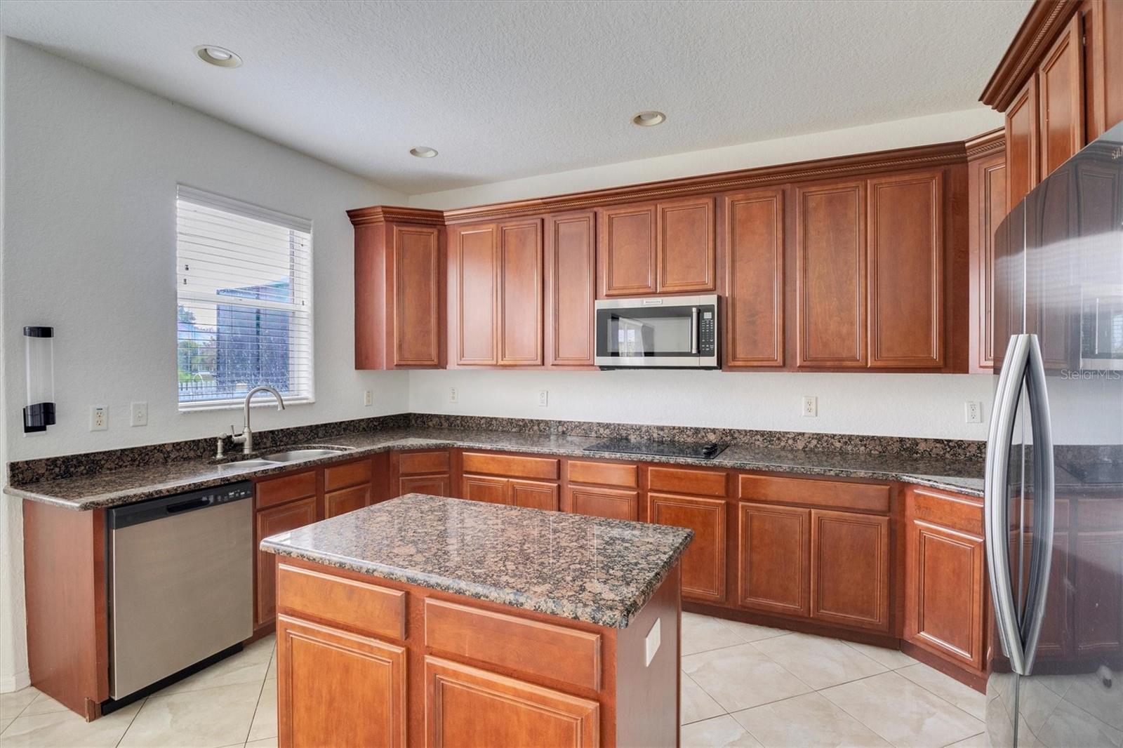 3502 HICKORY HAMMOCK LOOP — photo 16