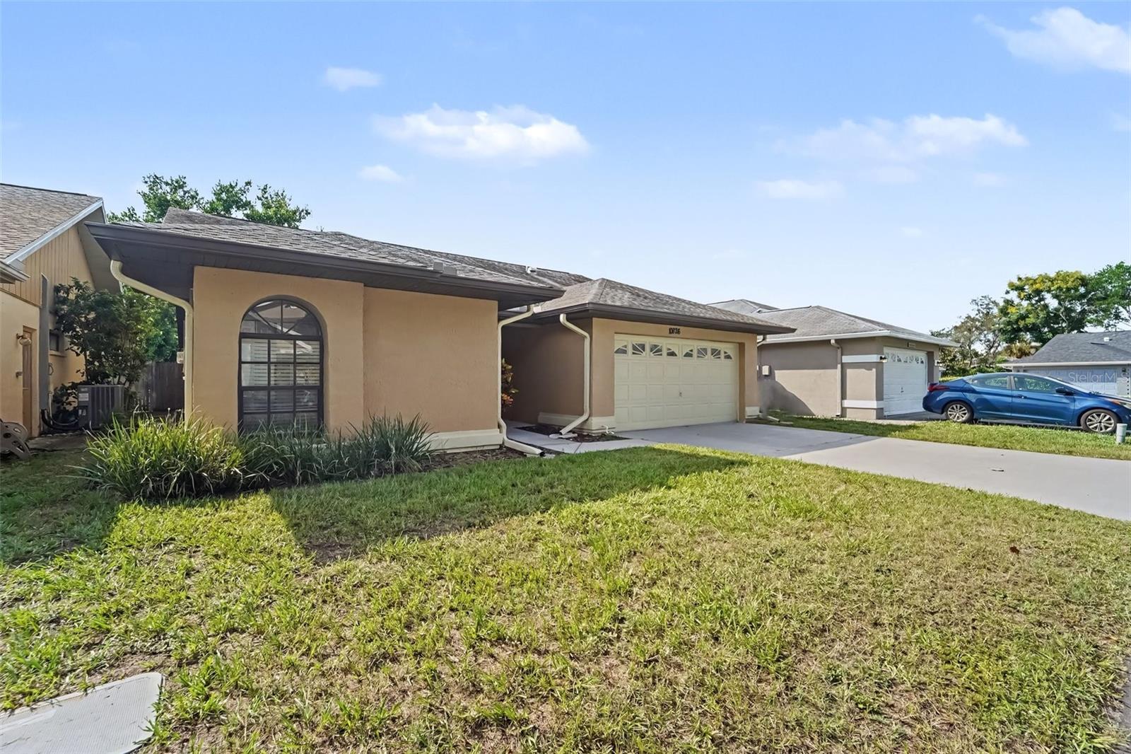 10826 CLAYMONT DR — photo 2