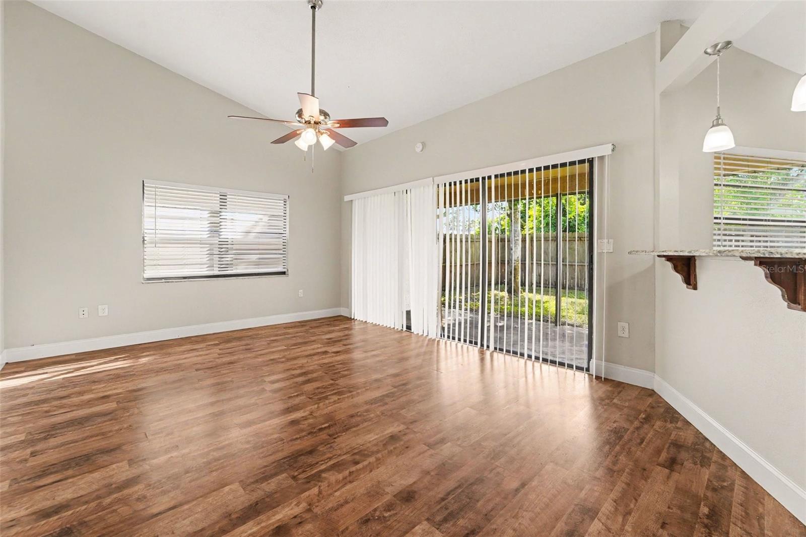 10826 CLAYMONT DR — photo 6