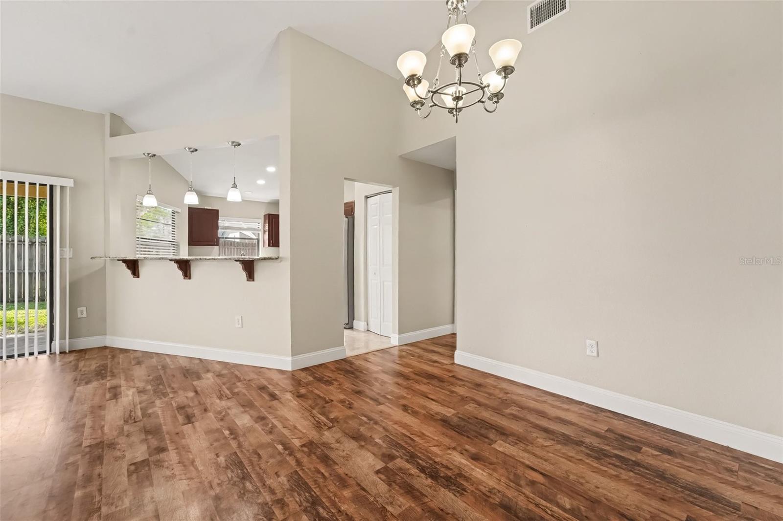 10826 CLAYMONT DR — photo 8