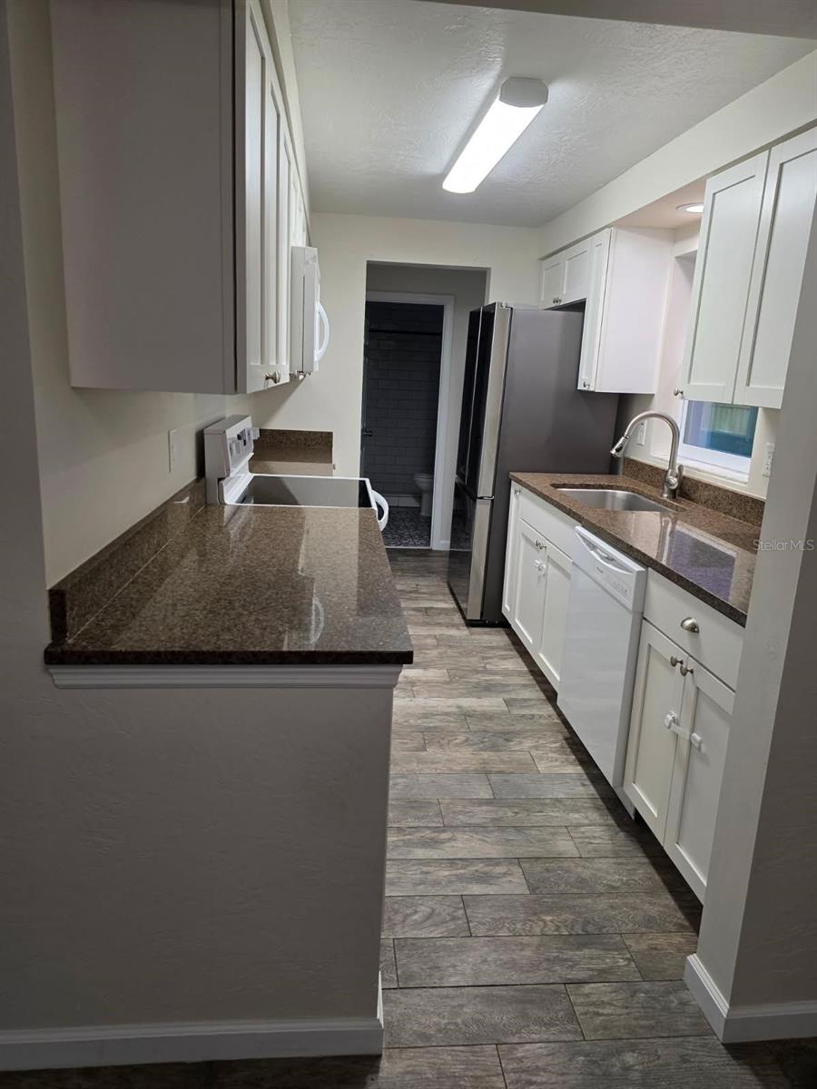 433 JAMES ST #435 — photo 11