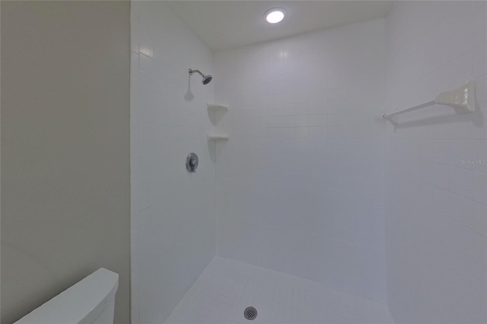 Home in LARGO — photo 13