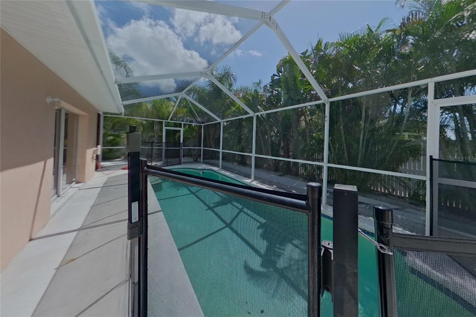 Home in LARGO — photo 21