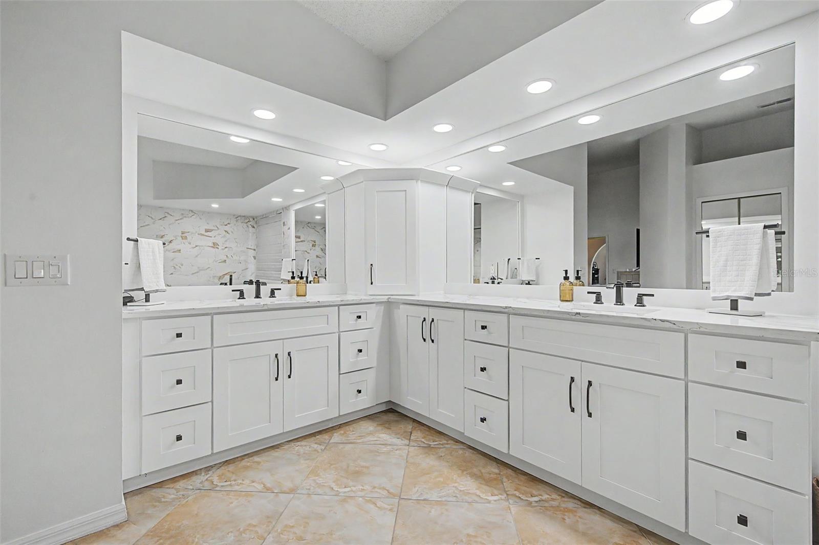 1290 CLAYS TRL #1403 — photo 28