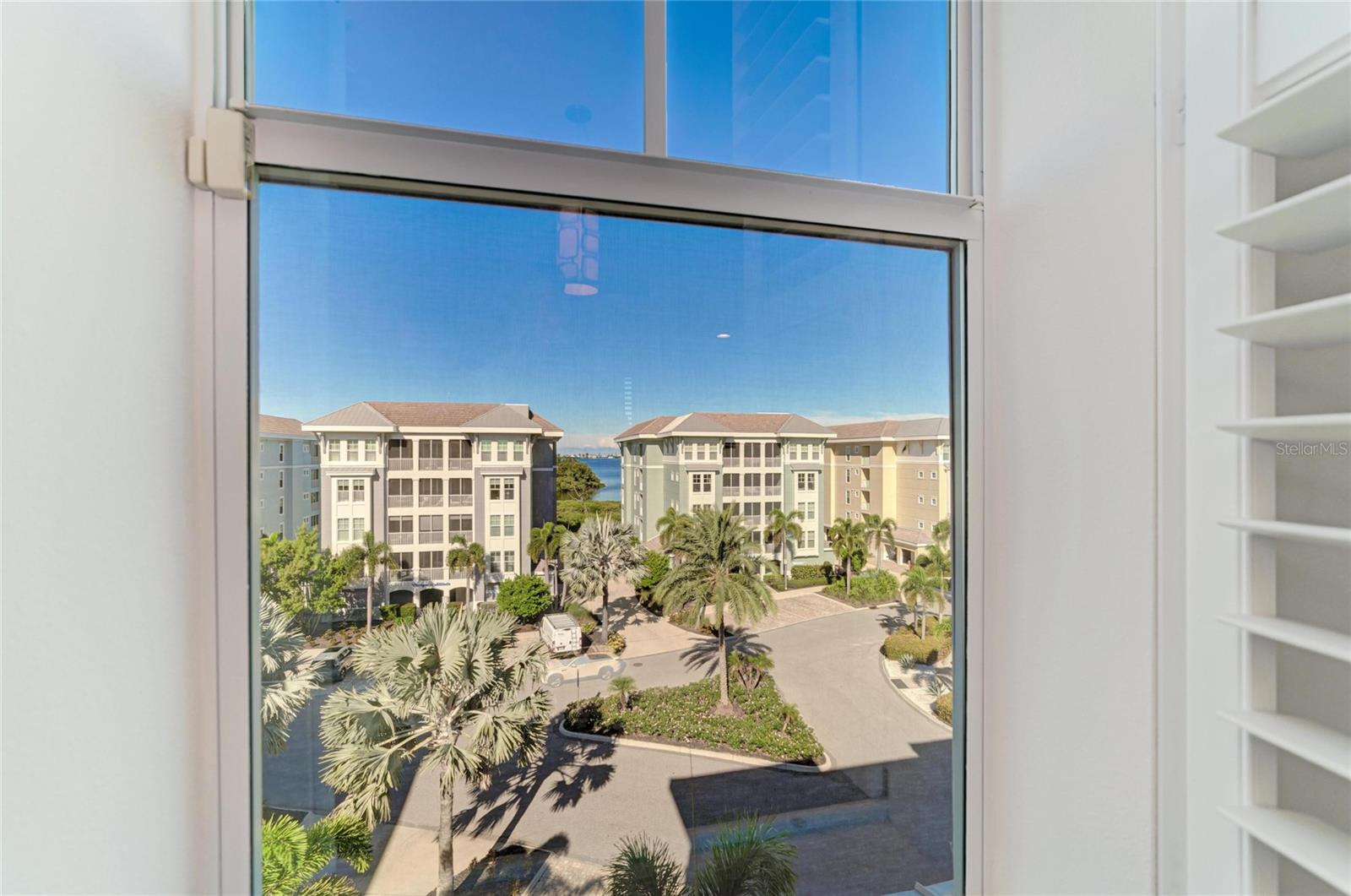 391 ARUBA CIR #401 — photo 29