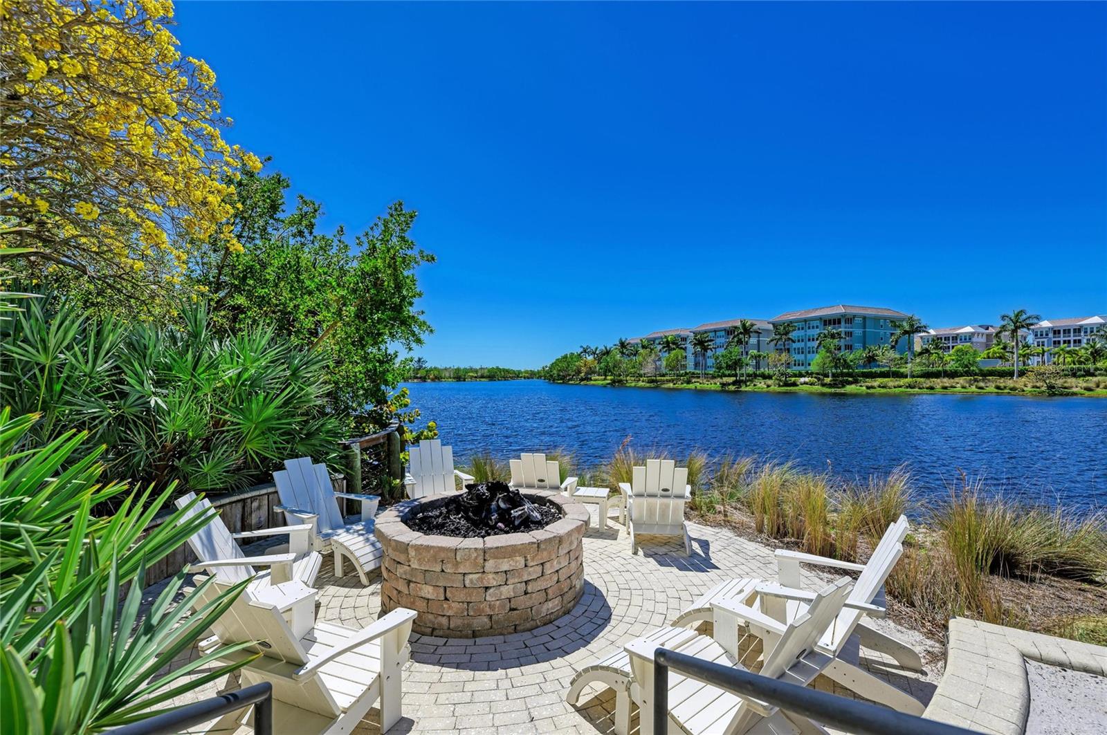 391 ARUBA CIR #401 — photo 91