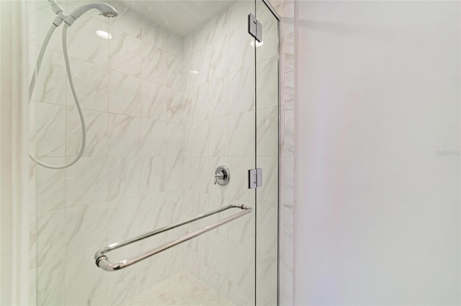 391 ARUBA CIR #401 — photo 32