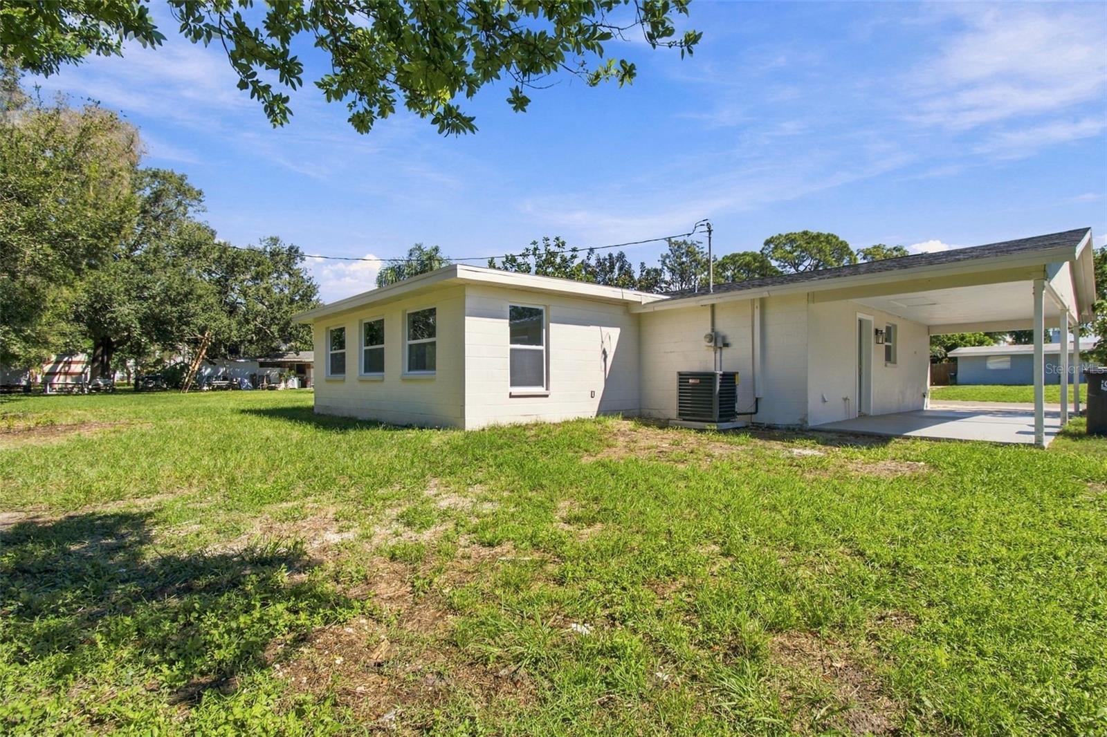 1954 W SKYLINE DR — photo 21