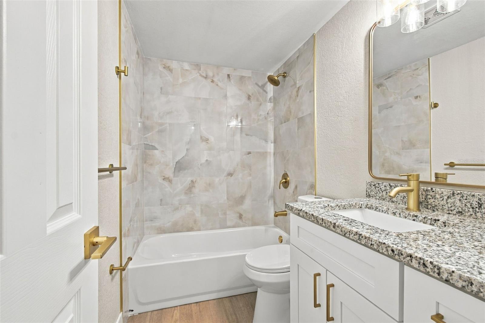 1954 W SKYLINE DR — photo 18