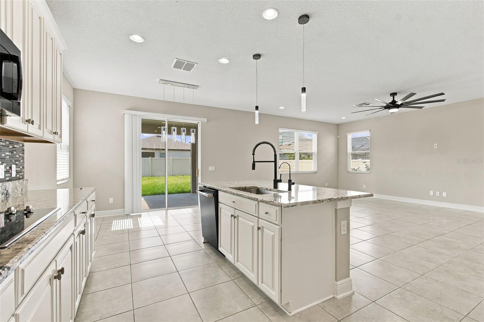 16159 MONTEREY GREENS CIR — photo 32