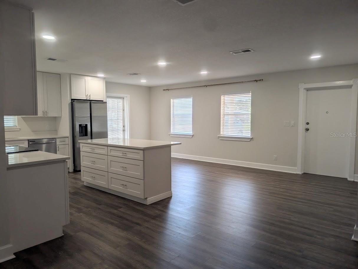 3902 W PAXTON AVE — photo 5