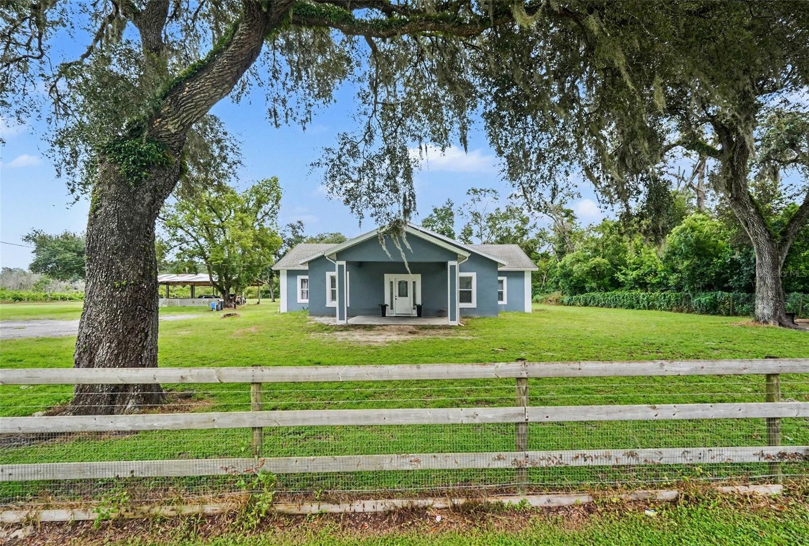 7040 LUMBERTON RD — photo 4