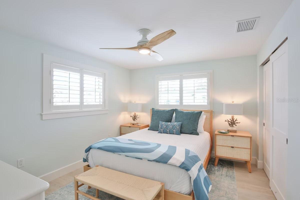 605 CONCORD LN — photo 33