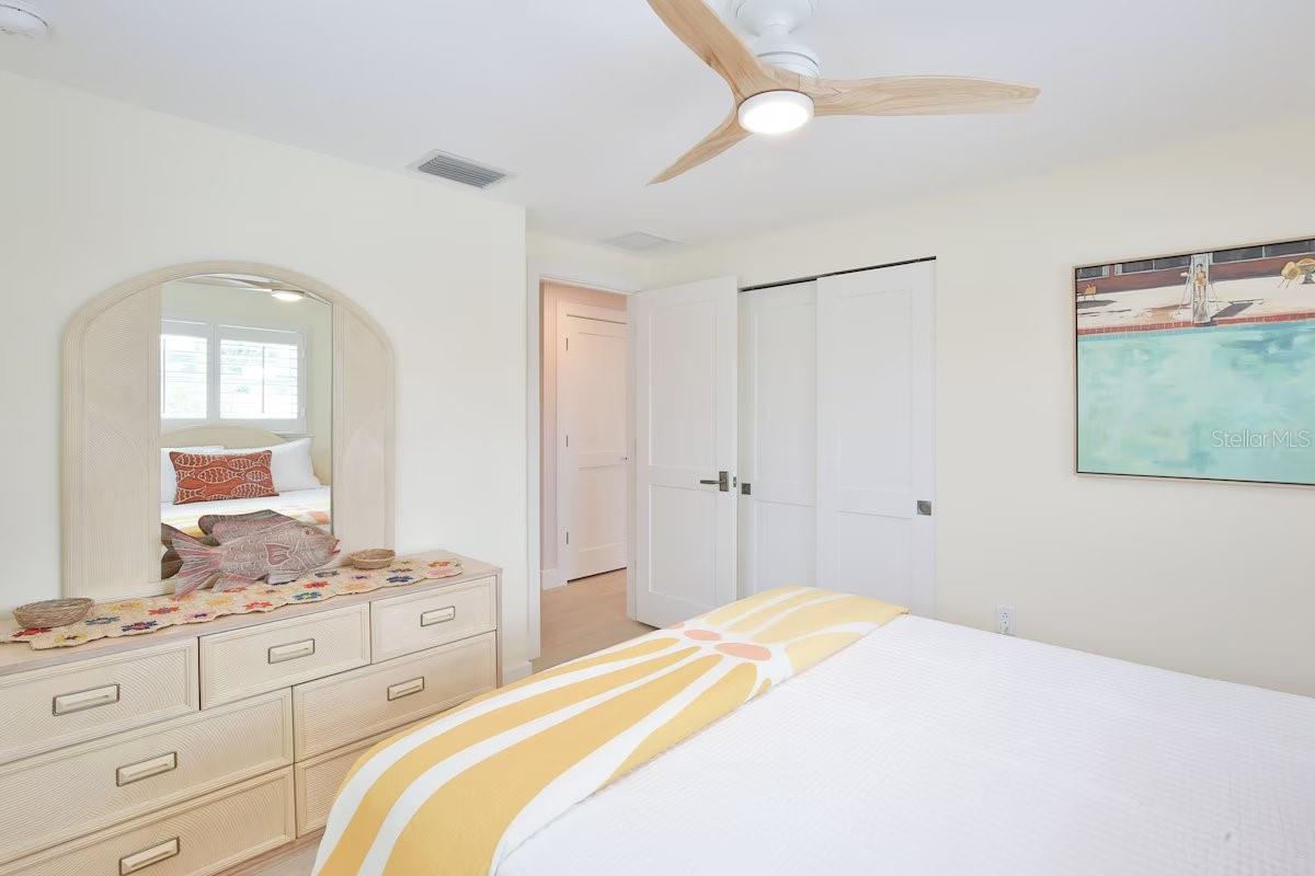 605 CONCORD LN — photo 39