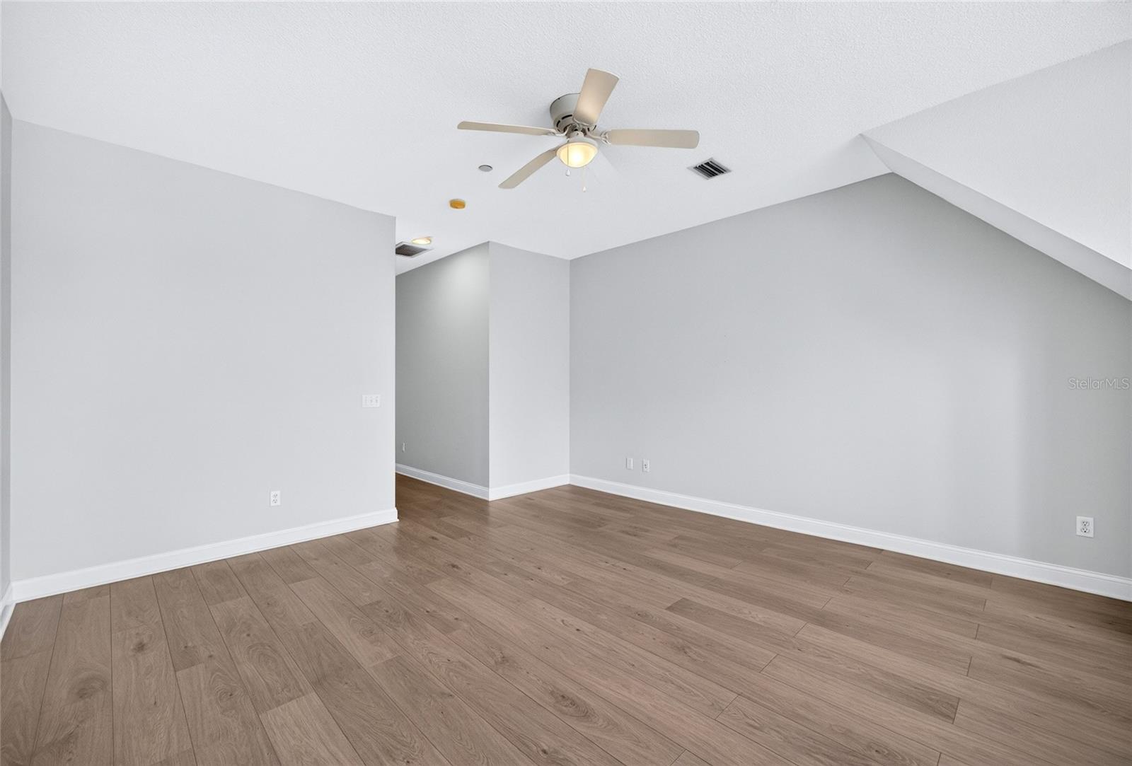 2442 W MISSISSIPPI AVE #25 — photo 36