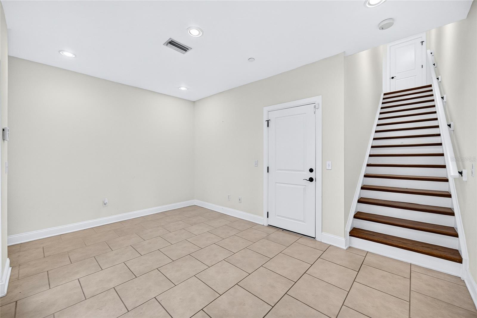 2442 W MISSISSIPPI AVE #25 — photo 8