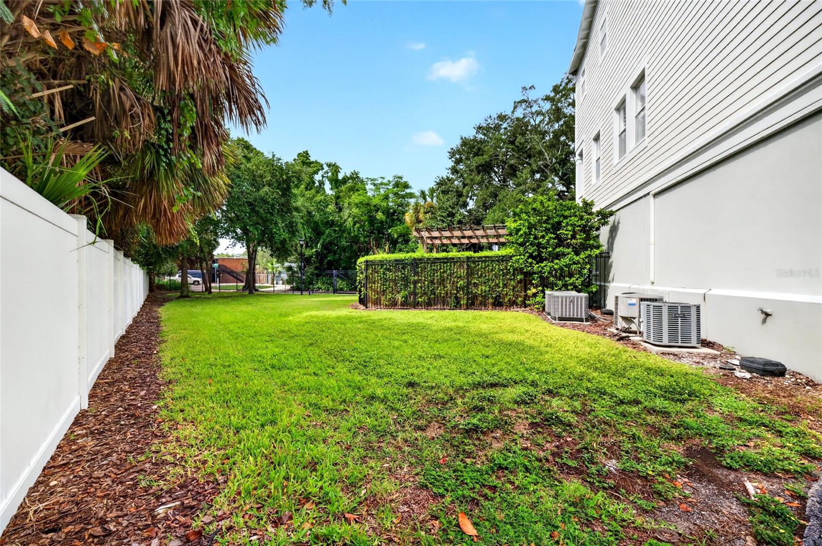 2442 W MISSISSIPPI AVE #25 — photo 52