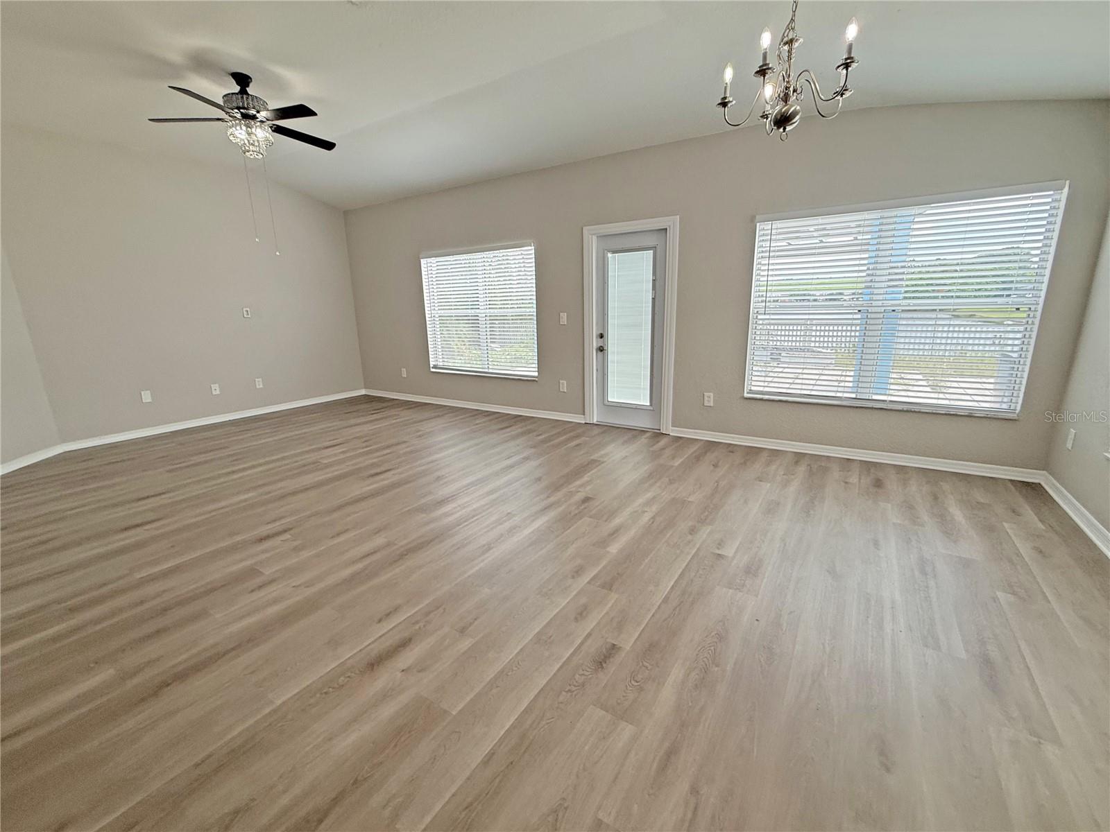 14214 EDINBURGH MOOR DR — photo 10