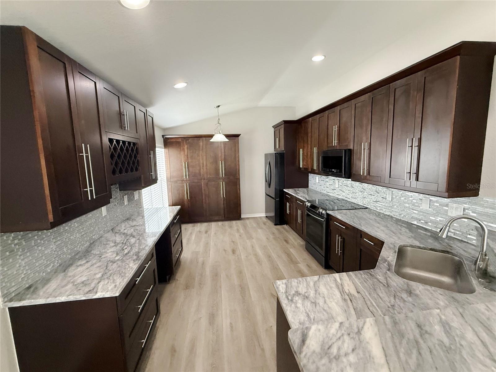 14214 EDINBURGH MOOR DR — photo 11