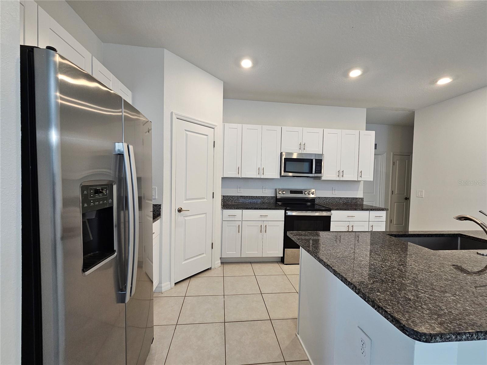 13124 CALCITE BLUE AVE — photo 5