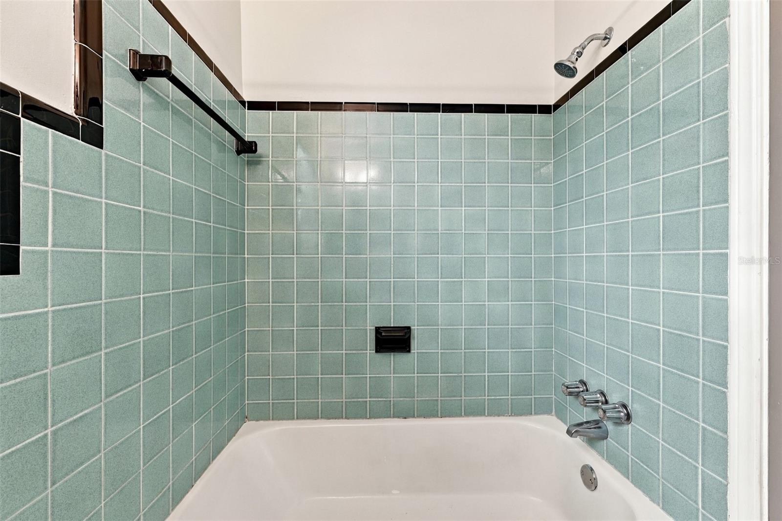 1007 21ST AVE W — photo 27