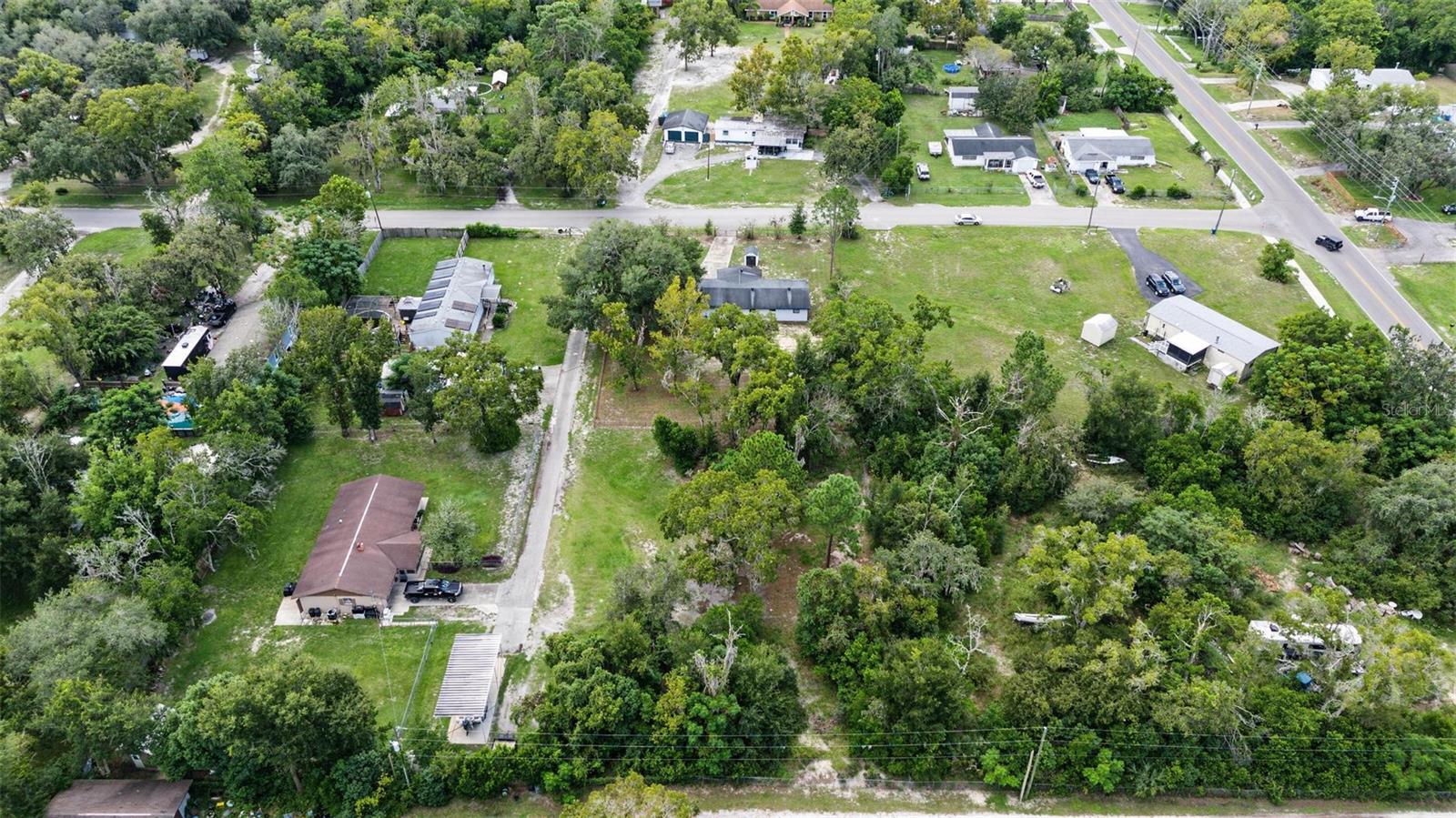 10025 CHESTNUT DR — photo 40