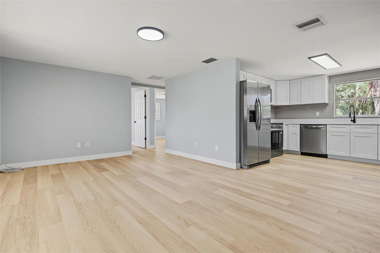 10025 CHESTNUT DR — photo 7