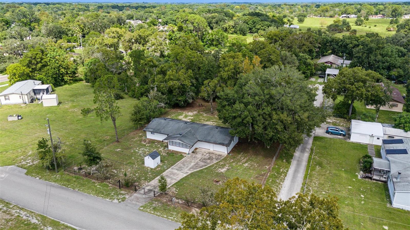 10025 CHESTNUT DR — photo 44