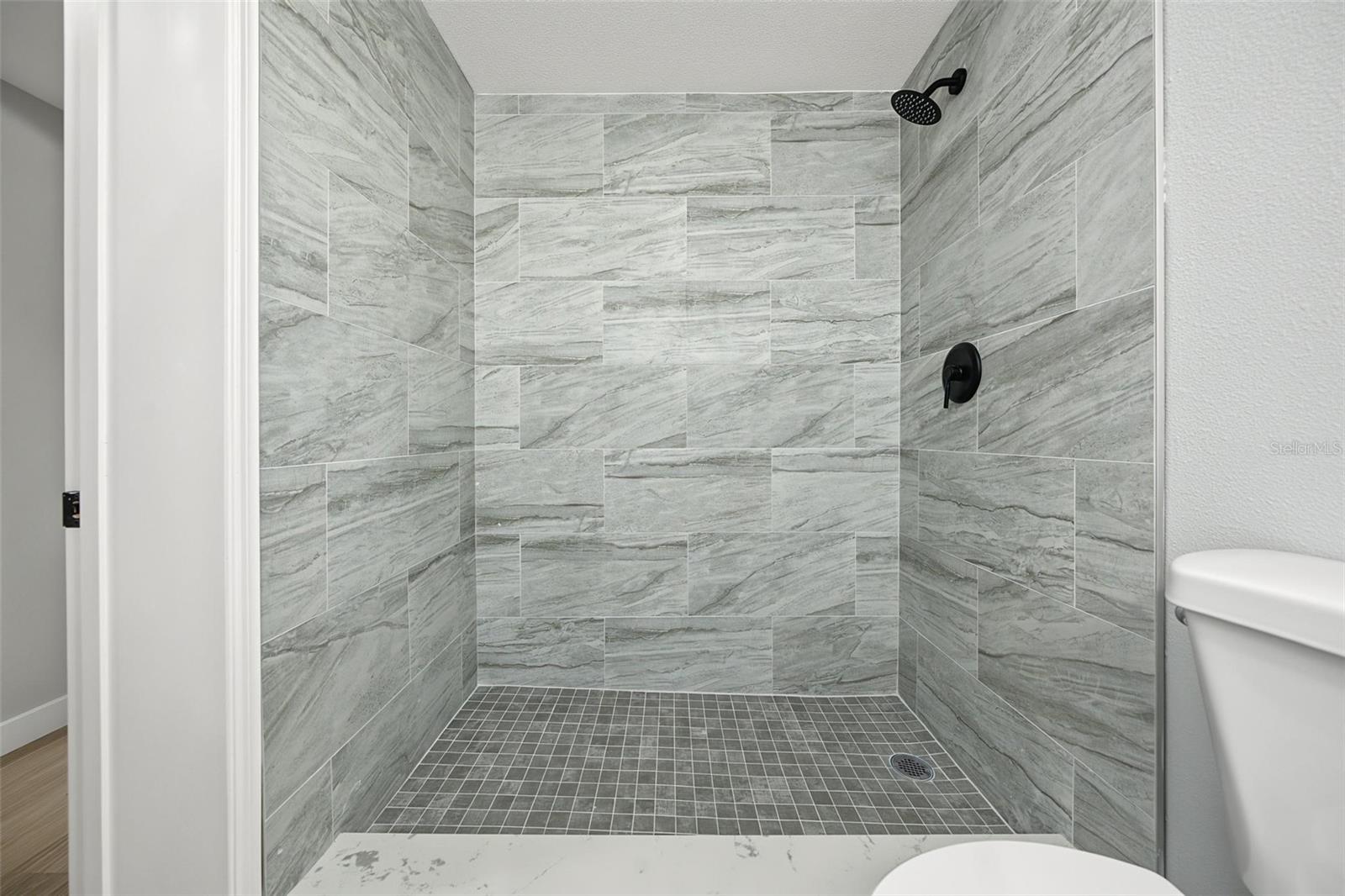 10025 CHESTNUT DR — photo 19