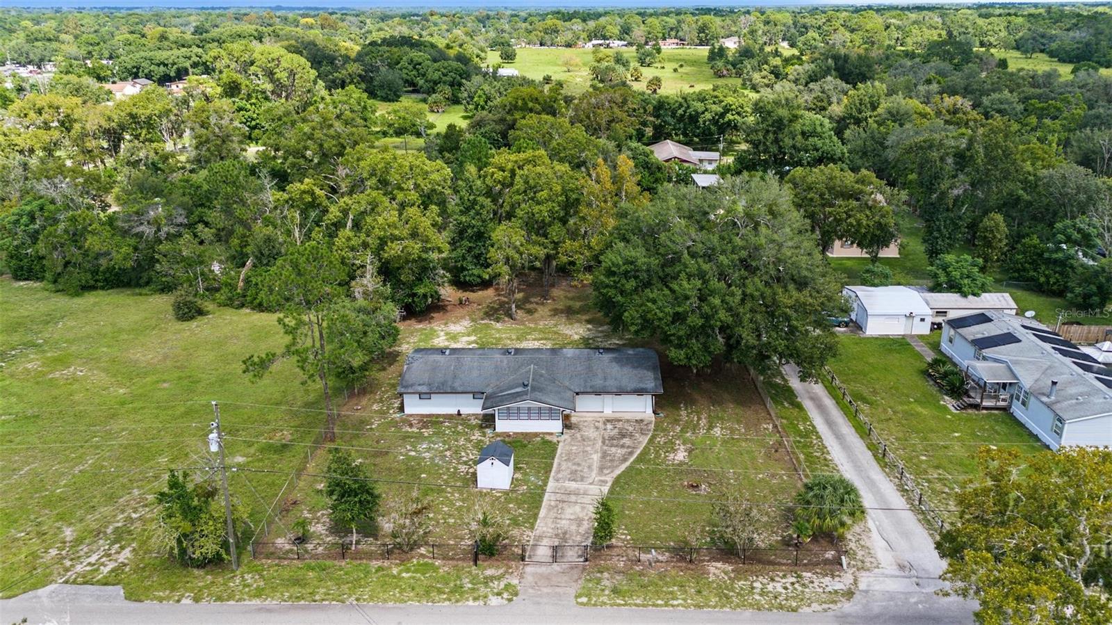 10025 CHESTNUT DR — photo 31