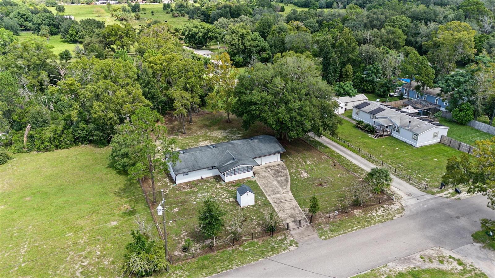 10025 CHESTNUT DR — photo 32