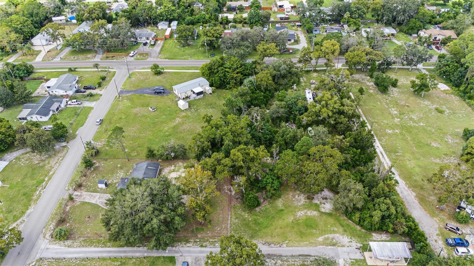 10025 CHESTNUT DR — photo 37