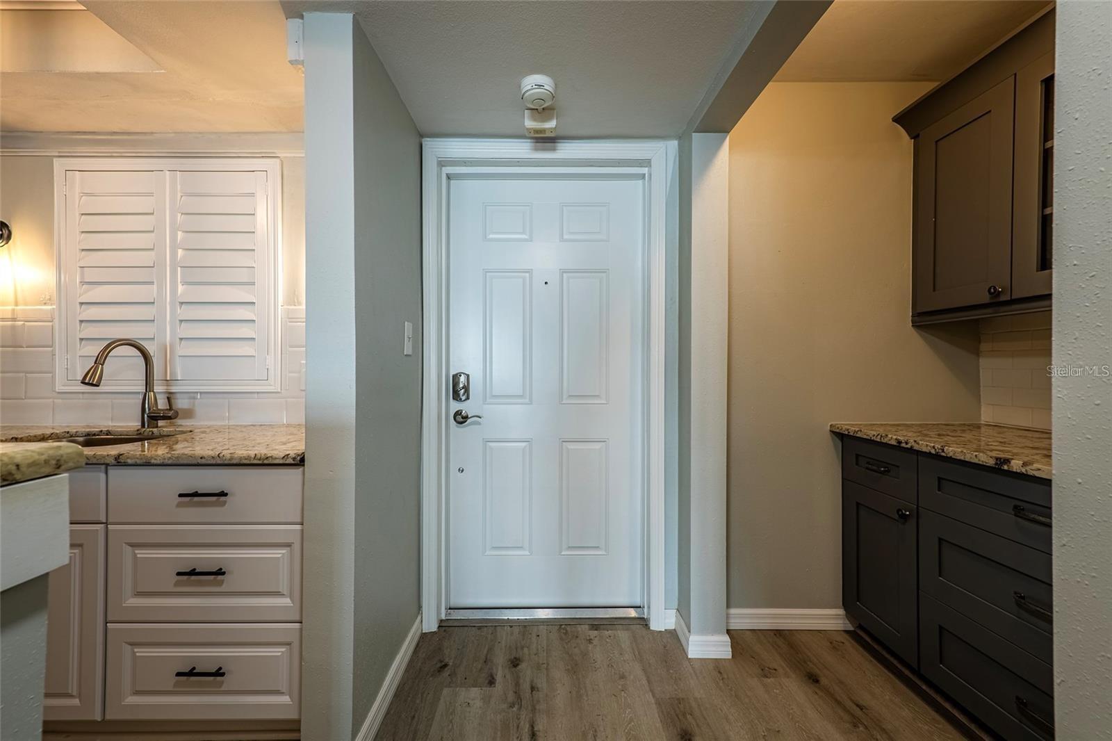 620 EDGEWATER DR #103 — photo 2