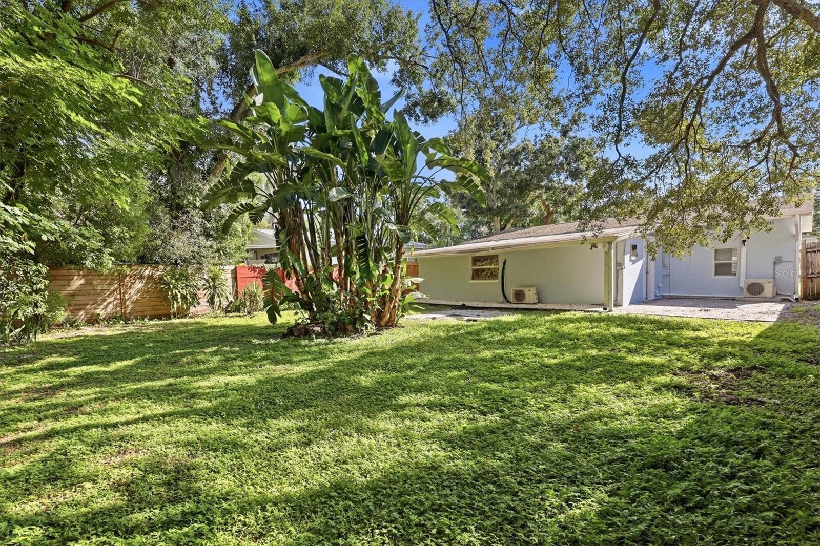 4620 VIOLET AVE — photo 32