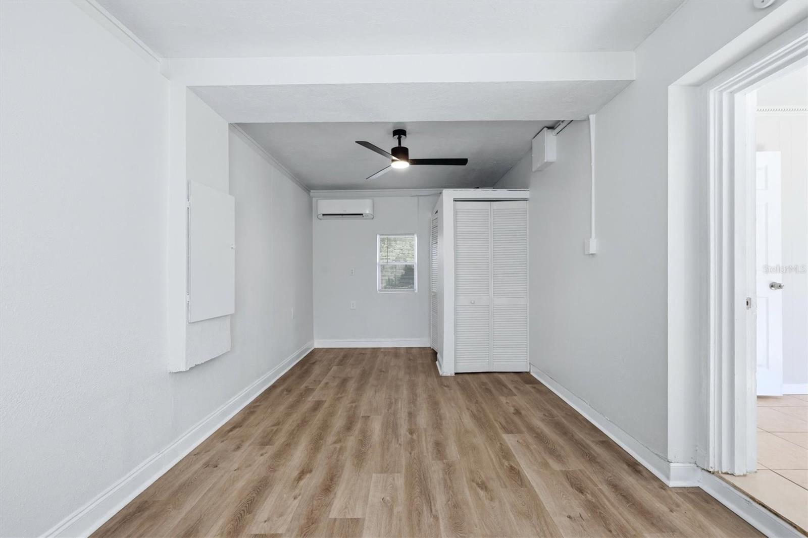 4620 VIOLET AVE — photo 26