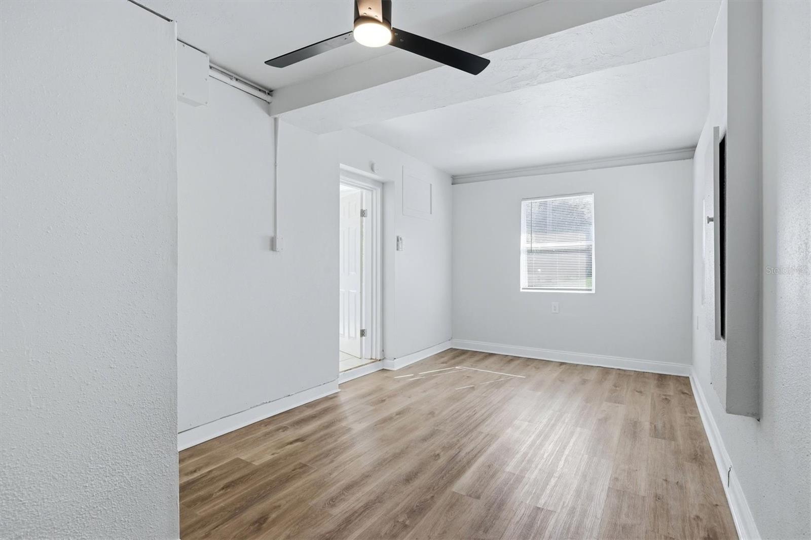 4620 VIOLET AVE — photo 25