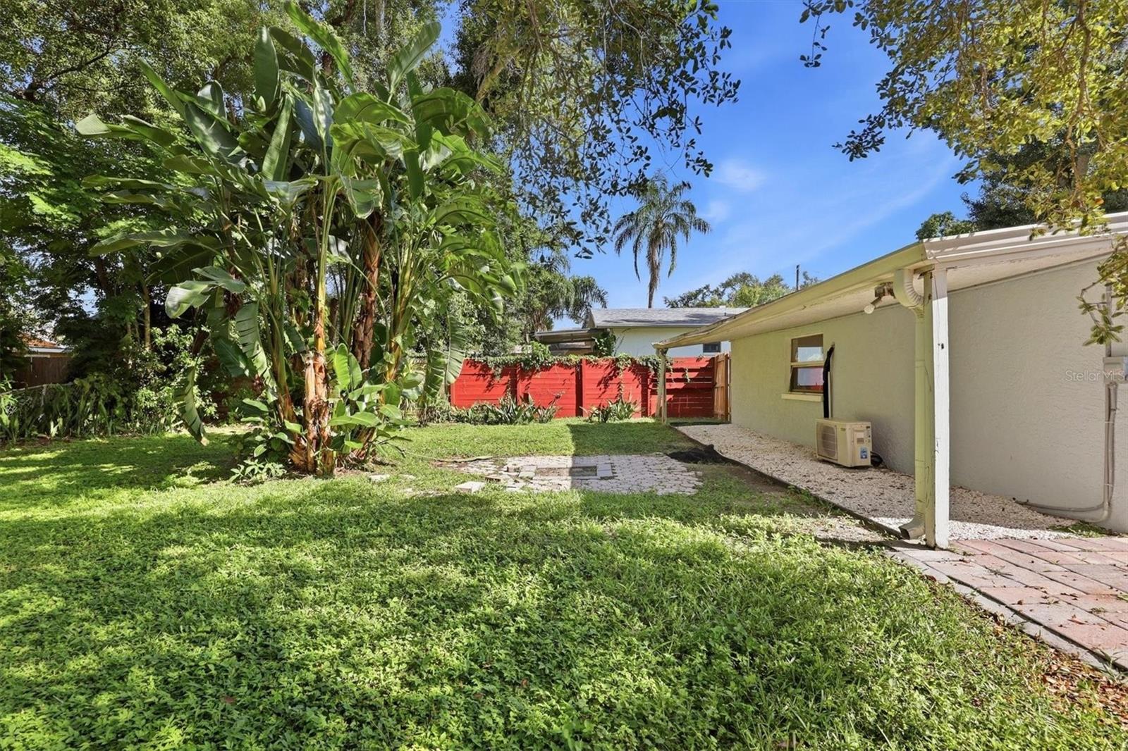 4620 VIOLET AVE — photo 30