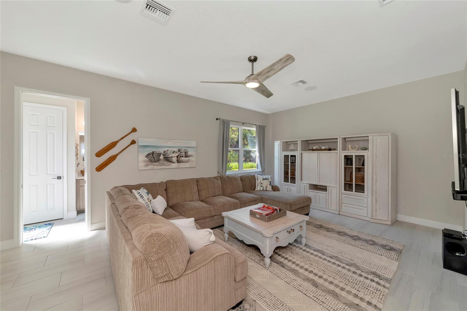 3831 158TH AVENUE CIR E — photo 33