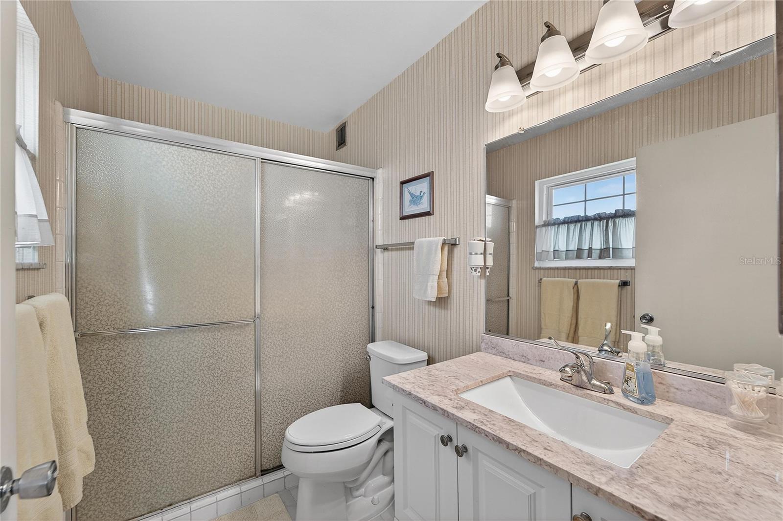 1607 COUNCIL DR — photo 27