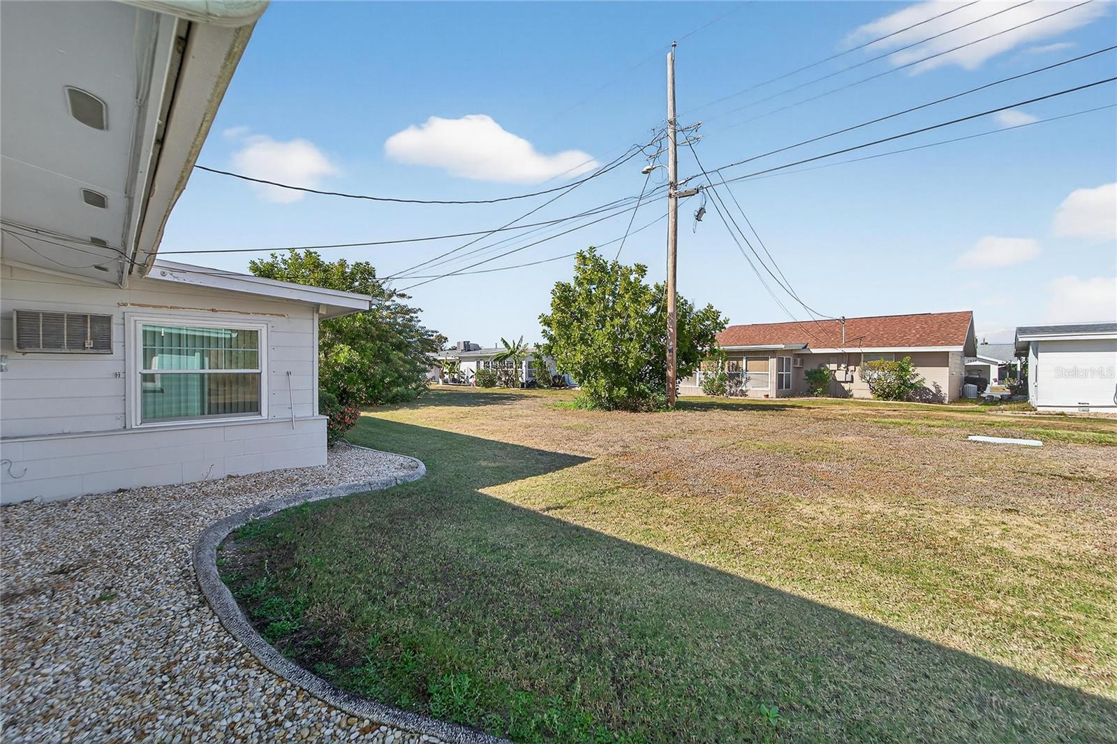 1607 COUNCIL DR — photo 34