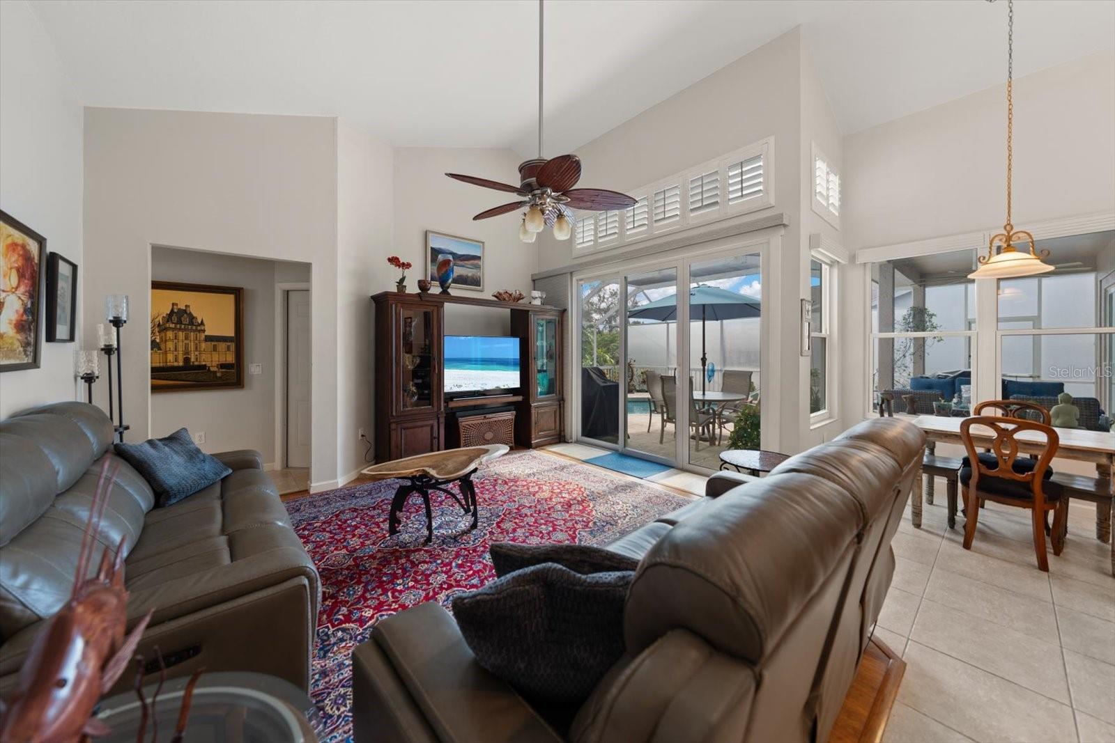 913 WESTWINDS BLVD — photo 16
