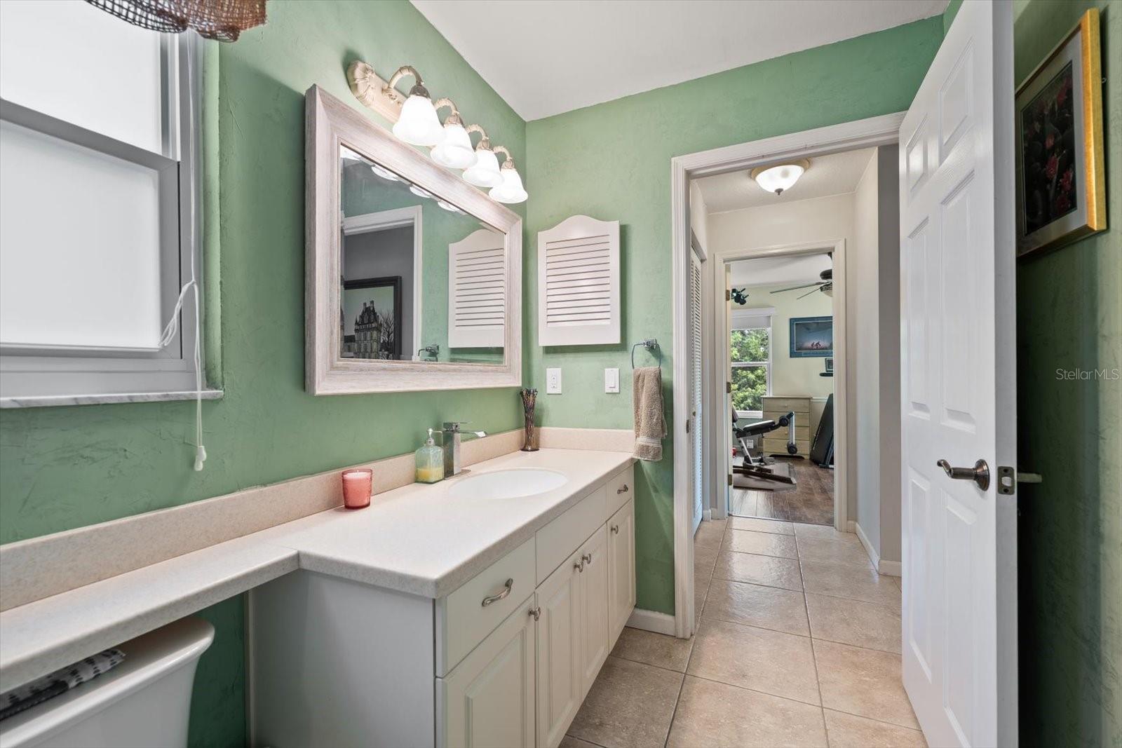 913 WESTWINDS BLVD — photo 25