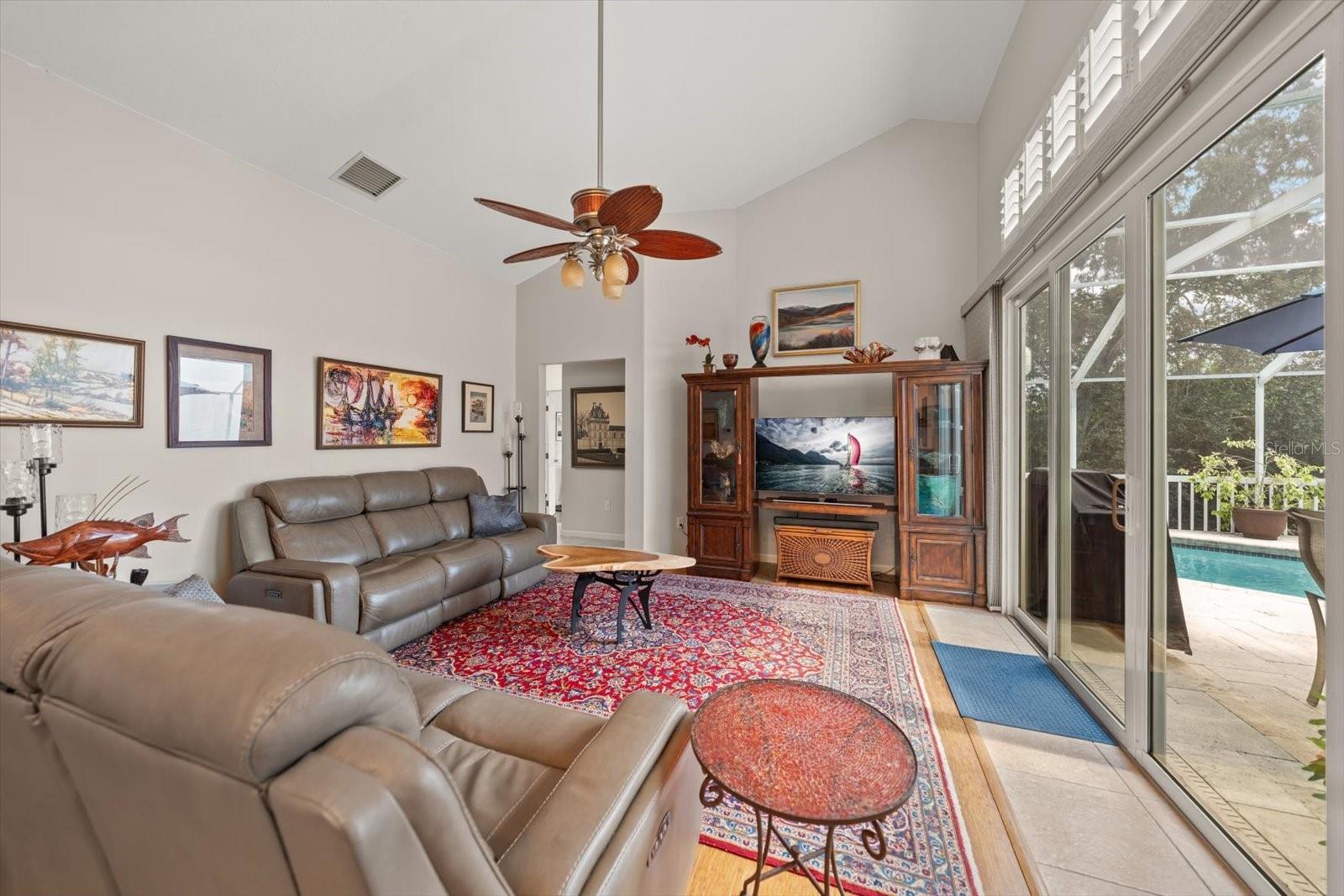 913 WESTWINDS BLVD — photo 15