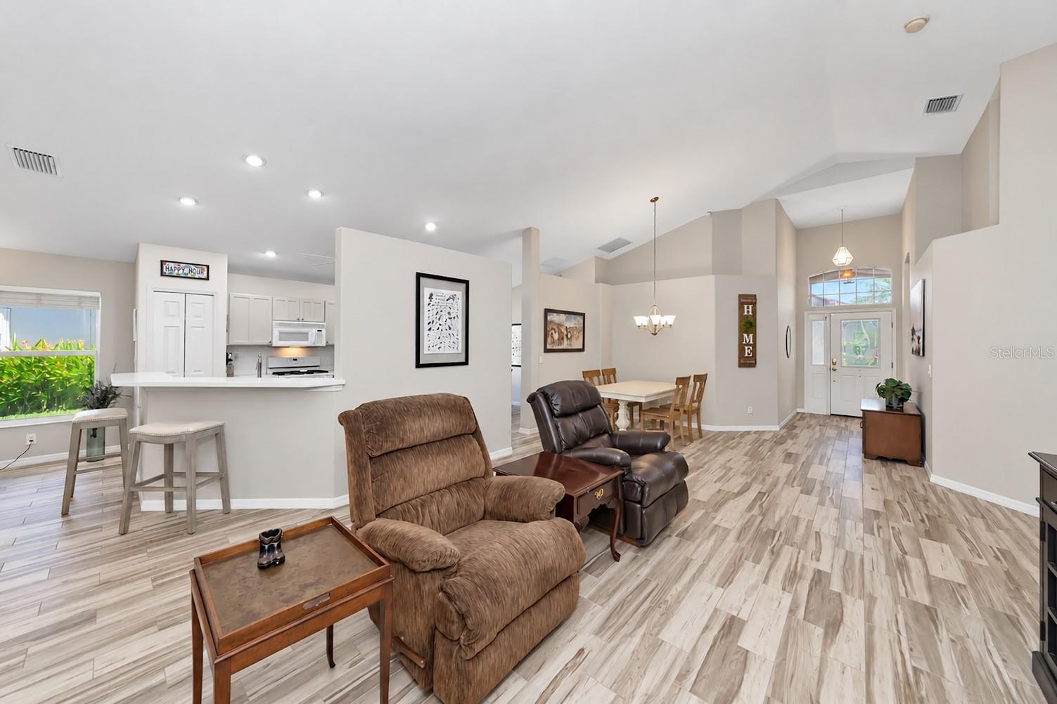 5113 FLAGSTONE DR — photo 6